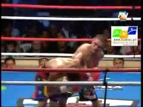 "CHIQUITO " ROSSEL VIDEO DEL ULTIMO ASALTO DONDE RETIENE EL TITULO MUNDIAL