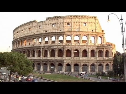 Am Colosseum nagt der Zahn der Zeit