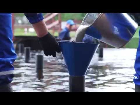 Строительство пирса на винтовых сваях летом