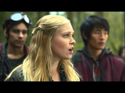 Bellarke Scenes (2) "i got a better idea" [THE 100 S01E01]