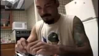 cartel de santa -  que mas les puedo decir