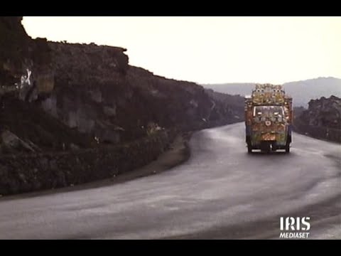 Clip LA DONNA DELLA LUNA - Etna