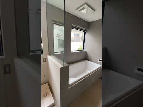 芝生の中にアイランドベッドを作成してデザインする: これがどのように機能するか トピックス