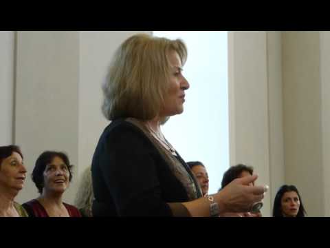 Daniova Mama with Binka Dobreva - Le Mystere des Voix Bulgares