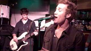 Thriving Ivory:&quot;Candle Still Burns&quot; @ Dan&#39;s Bar 11/17/10