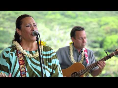 Faith Ako - Blue Bayou (HiSessions.com Acoustic Live!)