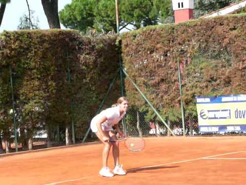 ITF Ciampino 2009 - 2° turno Qualificazioni - Il servizio di Alessia Bertoia (vs Costanza Mecchi)