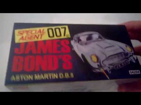 Corgi James Bond Aston Martin DB5 review