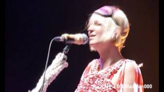 Sia Live Paris Olympia May 18th 2010 &quot;Never gonna leave me&quot;Cam+DAT synched HD great version