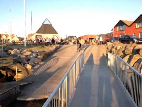 Hundested by Night with release party for Cloudland