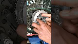 tvs apache rtr clutch plate install #shorts #trending #viral #youtubeshorts