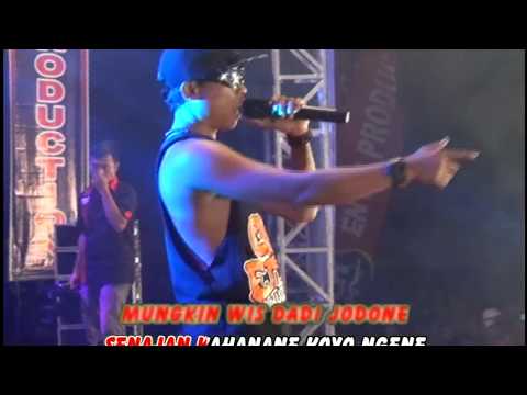 Arif Citenx - Bojo Galak | Dangdut (Official Music Video)