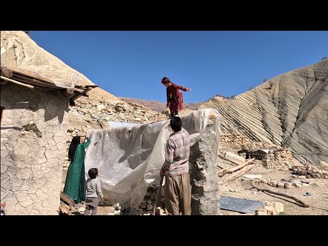 Atabek fjölskyldan á braut framfara: Ferlið við að byggja eldhúsloftið