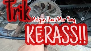 Download lagu Trik Membuka Mur kruk as yang keras pada motor Matic mp3