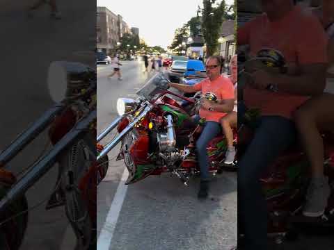 Supercharged V8 BOSS HOSS Motorcycle