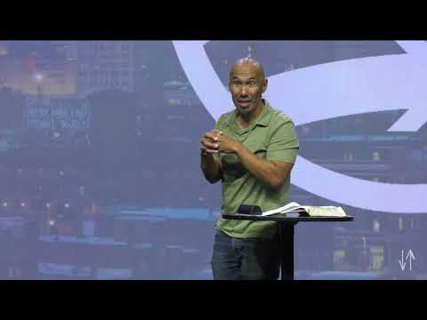 A Life Surrendered to God | Francis Chan at Life Mission Church