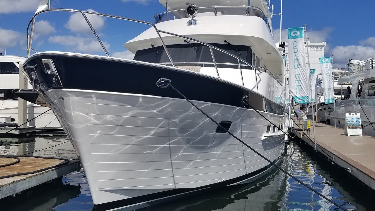 610 Outer Reef Motoryacht at the 2018 Fort Lauderdale Boat Show