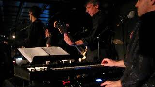 Paul Oxley&#39;s Unit Lifeline