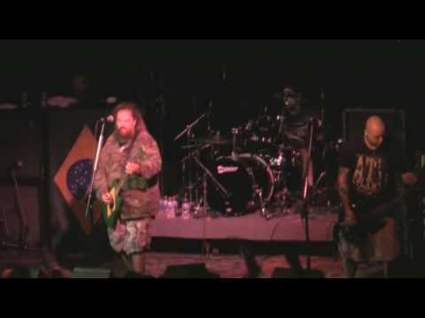 Soulfly - Raining Blood Intro + Molotov - Live 10/9/09