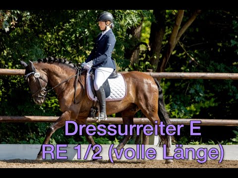 Dressurreiter E RE 1/2 (in voller Länge, mit Richterkommentar)