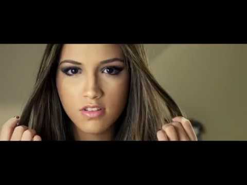 Letícia Bastos - Solteira De Vez (Clipe Oficial)