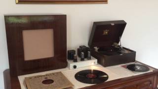 We'll Meet Again, Mantovani and His Orchestra, HMV record player, Davey EMG loudspeaker