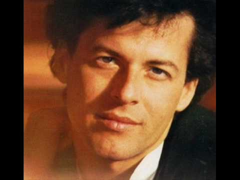 Le ragazze dell'est - Claudio Baglioni (live)