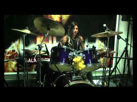 Drum solo (Motivation in drums) - illari