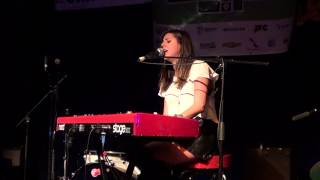 JIllette Johnson "Pauvre Coeur"