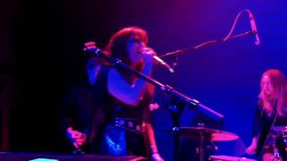 Death Valley Girls - Glow In The Dark (5-11-16)