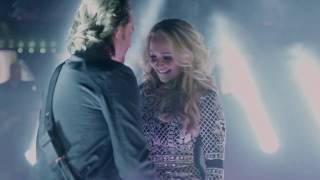 Hayden Panettiere - Mississippi Flood (Rooftop Full Version) HQ