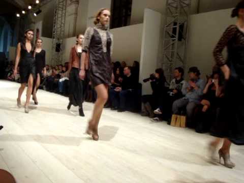 Larisa Lobanova осень зима 2012-2013