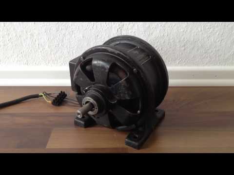 historischer Elektromotor hergestellt vom Sachsenwerk aus der Zeit des ersten Weltkrieges