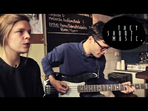 Me Succeeds - The Screws Holding It Together // THEY SHOOT MUSIC