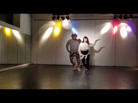 Pregnant Women Dancing Dancehall Tessa & Makka