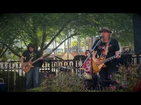 Na Na Na Na - (Squalls cover) live by Secret Monkey Weekend