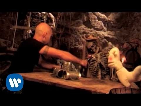 Mago de Oz - La Posada De Los Muertos (Video Oficial)