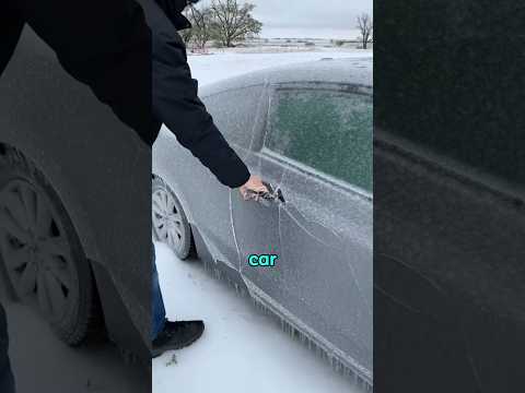 This One Trick Saves Frozen Car Doors #shorts #winterhacks #lifehacks
