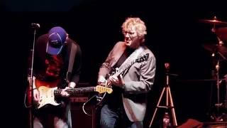 Rik Emmett &quot;Rocky Mountain Way&quot; Live Rockin along the River HD 1080p