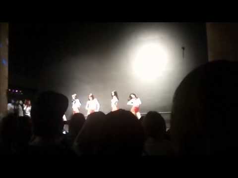 East2West - RED (HYUNA) & HAIR SHORT (AOA)