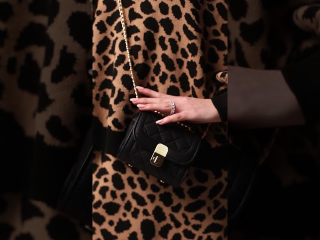 Чоботи жіночі шкіряні байка хутро 592641 Чорний Сумка жіноча маленька 591229 Чорна