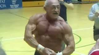 AMAZING 70 year old from spain bodybuilder 2011 lifting 220 pounds 26 times.mp4