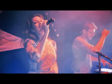 Santi & Tuğçe – Hikâye (Live in Berlin)