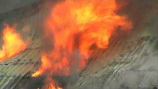 preview picture of video 'AVONDALE WAREHOUSE FIRE 3DEC09.flv'