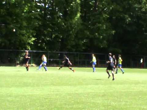 2 juni 2013 NEC Cup Van Gelderland - VV De Meern C1 Doelpunt Rogier, assist Tim