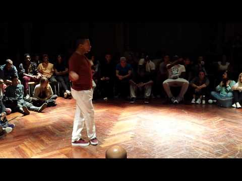 DJOW-BOOGZ (FR) VS TEMPSICK (PL)BATTLE JAIA 2013 [1/4 FINAL POPPING]