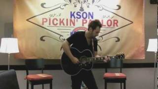 Josh Kelley &quot;Naleigh Moon&quot;