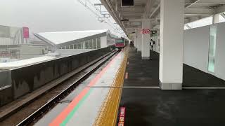 E233系5000番台ケヨ516編成 幕張豊砂駅通過