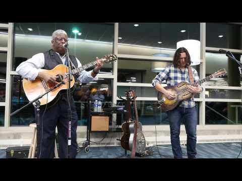Rev Robert B. Jones & Davy Knowles - I Heard The Angels Singing - 1/31/17 Ellis Library - Monroe, MI