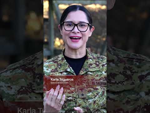 Ministra de Educación verifica entrega de paquetes escolares en Citalá